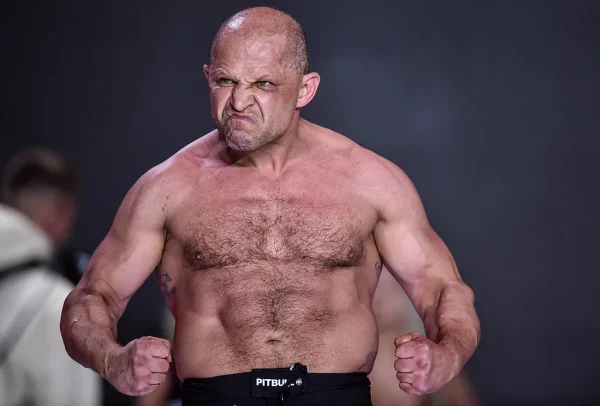 Who won the Jacek “Muran” Murański vs. Paweł “Popek” Mikołajuw fight during Prime MMA 16?