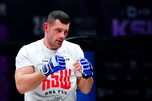 Who won the Phil De Fries vs. Marcin Wójcik fight during KSW 117?