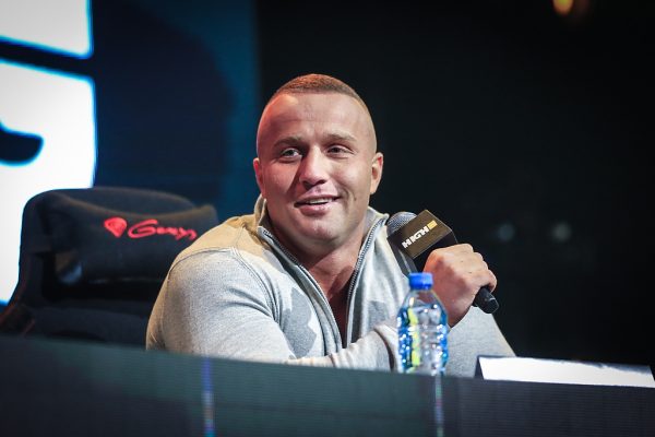 Who won the Denis Załęcki vs. Mateusz “Don Diego” Kubiszyn fight during Fame MMA 31?
