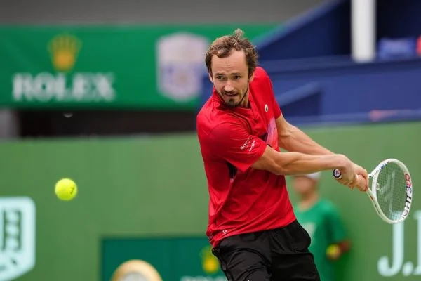 Adam Walton – Daniil Medvedev Tips, Odds (26/05/2026)