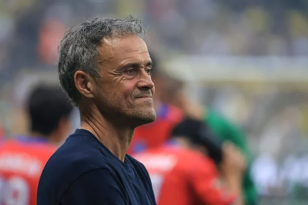 Luis Enrique is the fifth coach in history with 3 Champions League cups!